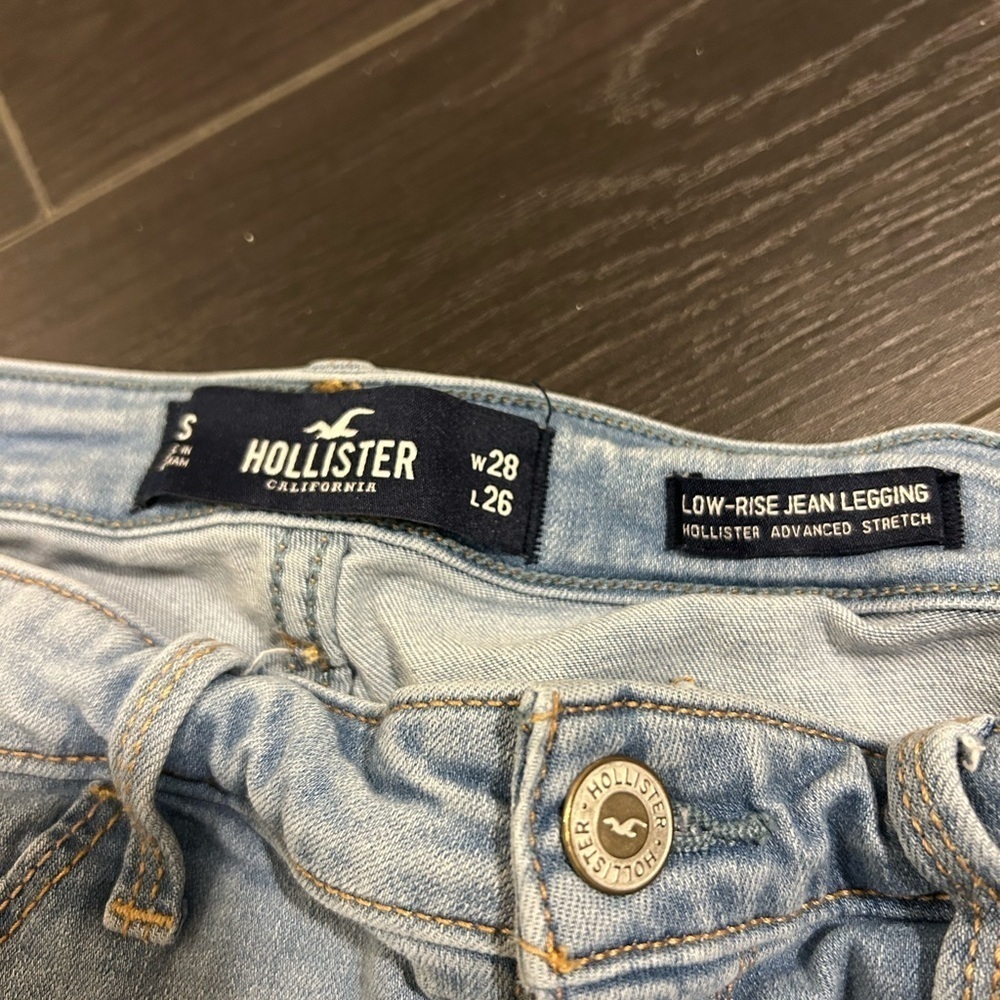 Hollister Low-Rise Jean Leggings | Light Wash | W28 L26 - Picture 4 of 5